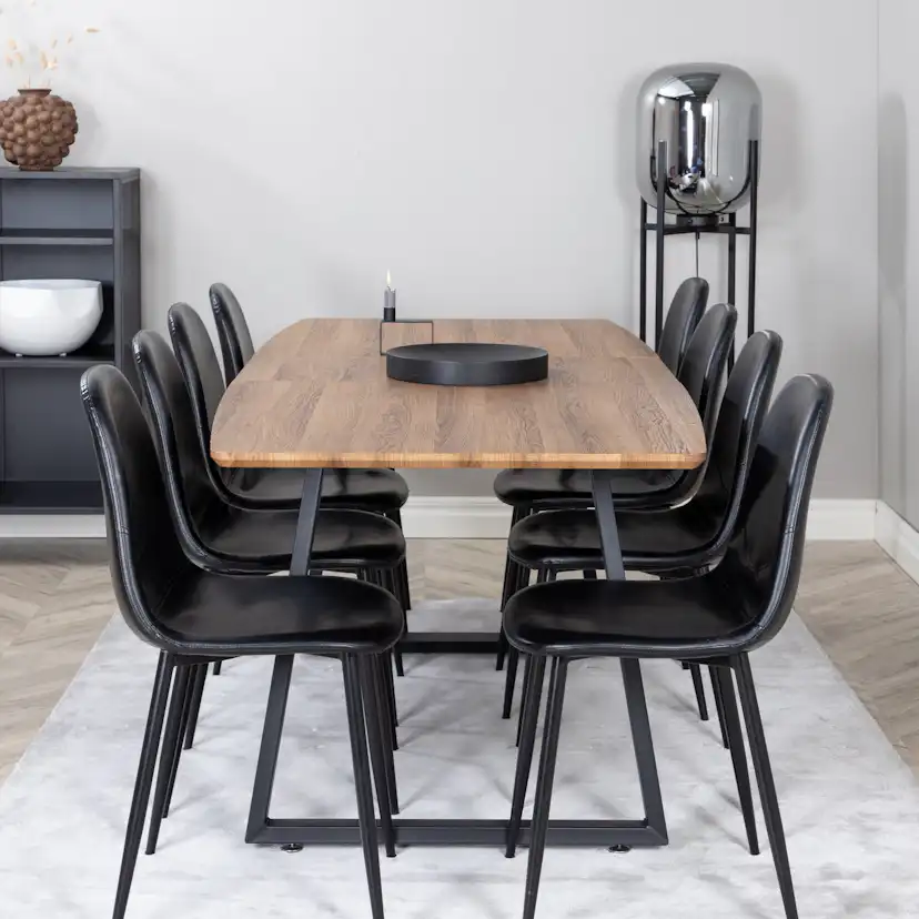 Matgrupp Venture Home Ina med 8 Pobbie Stolar Svart