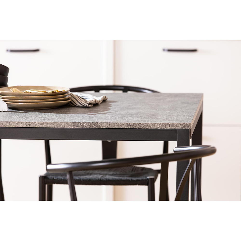 Matstol In Living Elysia