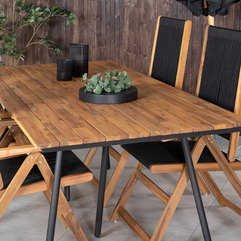 Matgrupp Venture Home Chane med 4 Jimbo Vikbara Matstolar