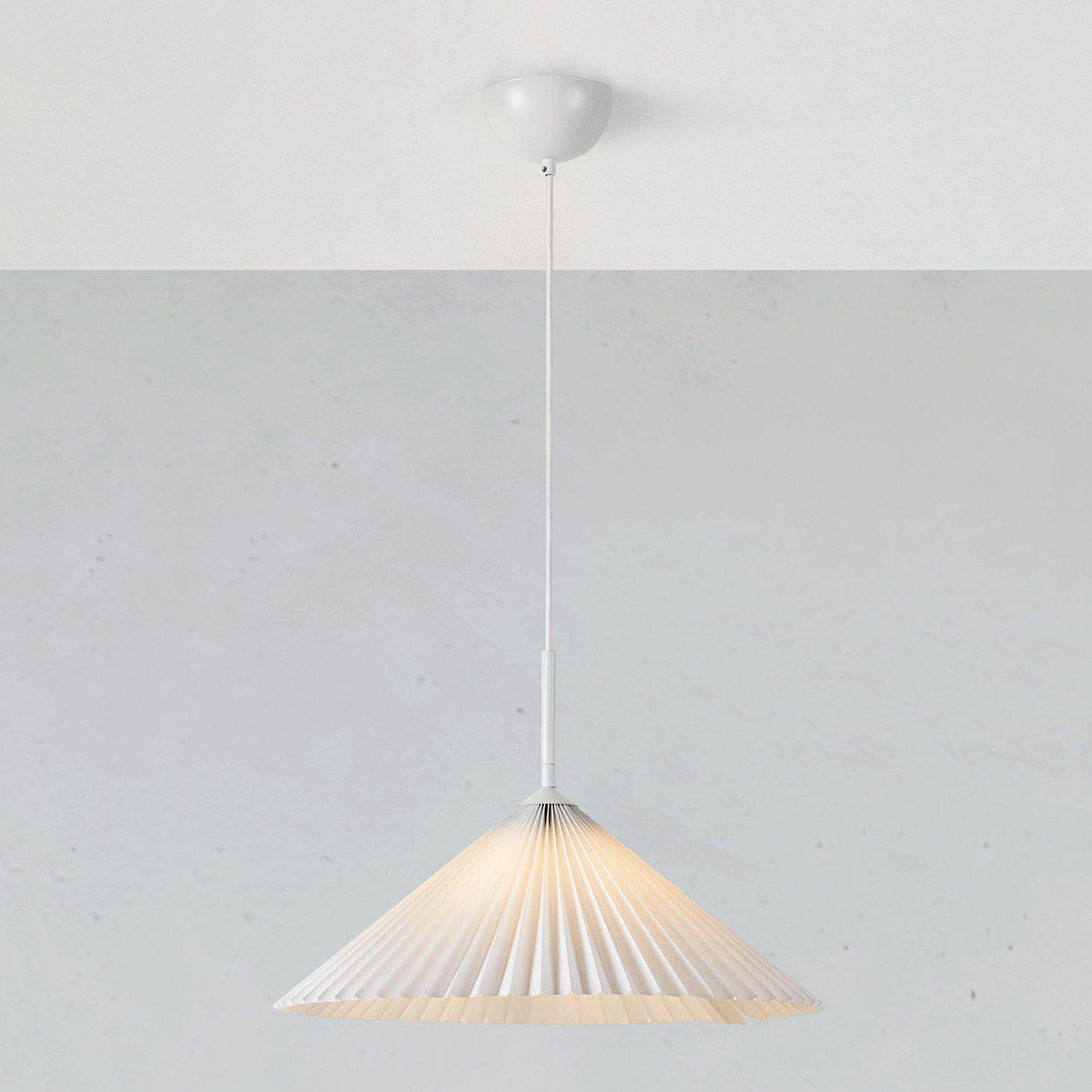 Taklampa Markslöjd Plisado