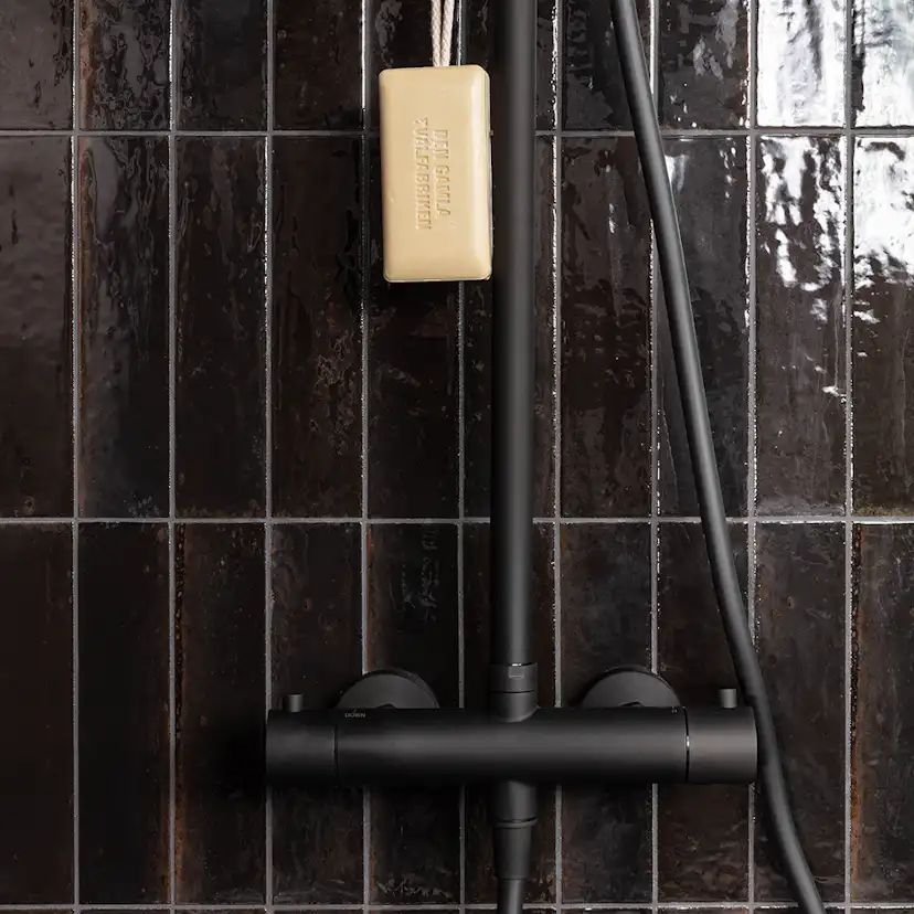 Kakel Marazzi Group Lume Svart 6x24 cm