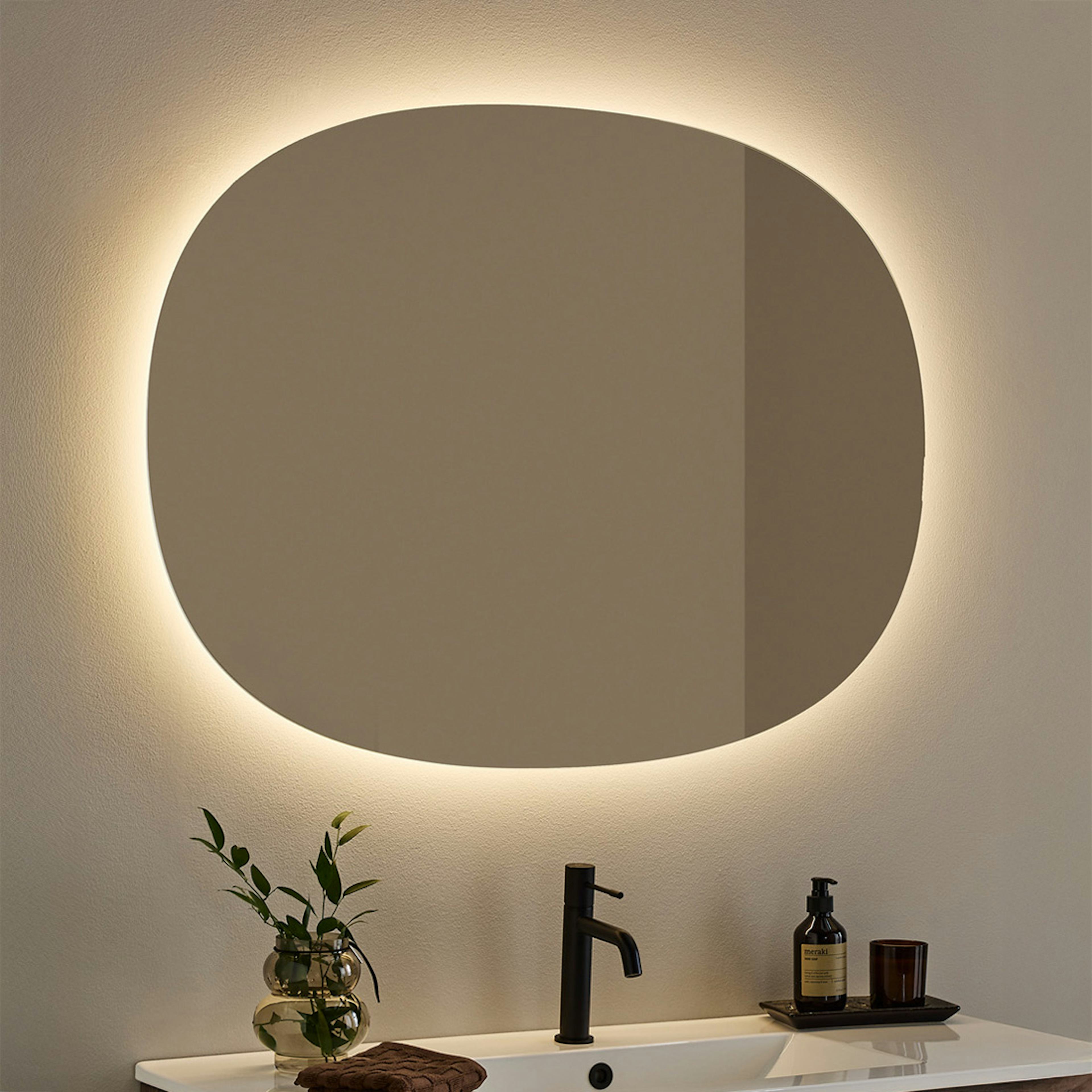 Spegel Hafa Ellipse LED 1000x750