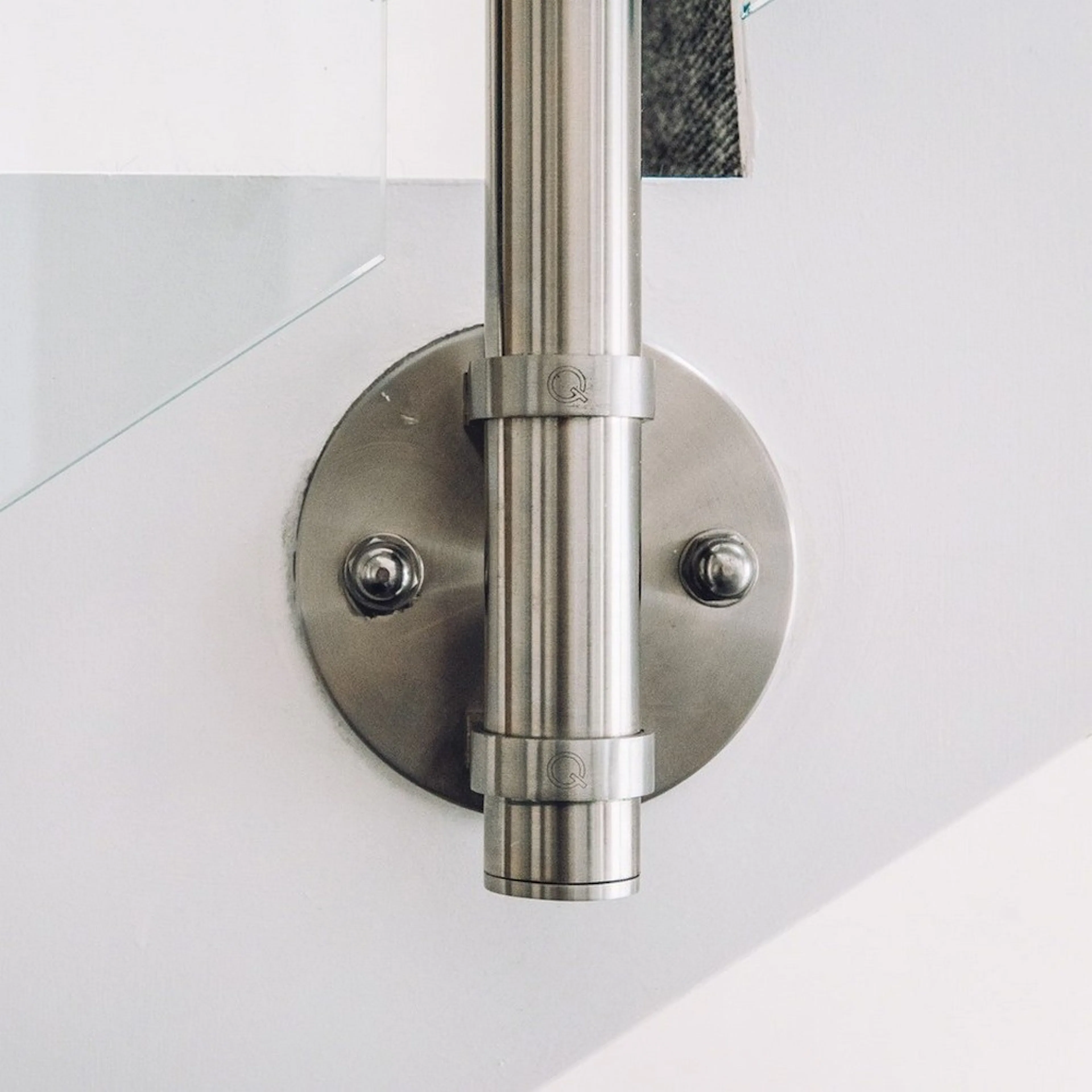 Räckesstolpe Herrljunga Ledstångsfabrik Utanpåliggande Dubbel Inomhus Konsol 0551