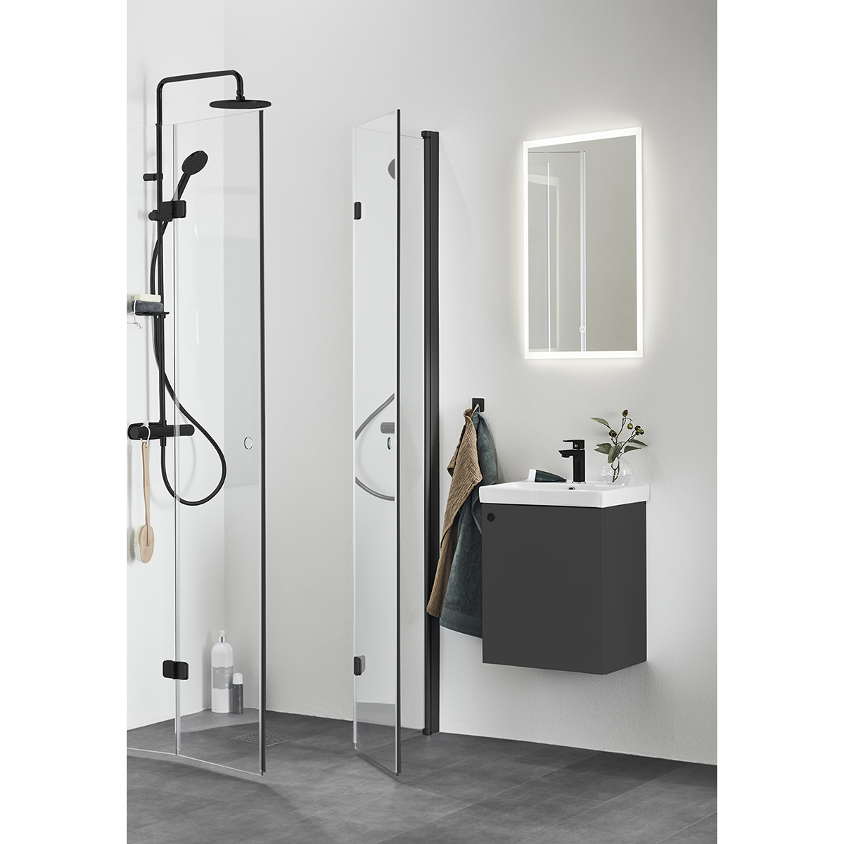 Möbelpaket Hafa Neat 420 med Lucka och Spegel Store Square LED