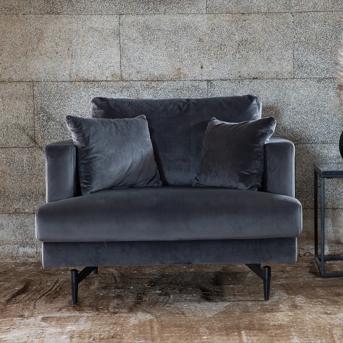 Fåtölj Venture Home Sofia Sammet