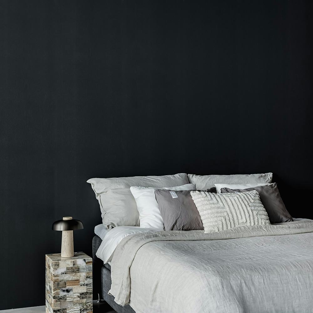 Designpanel Wood on wall Ek Svartbrunlackad