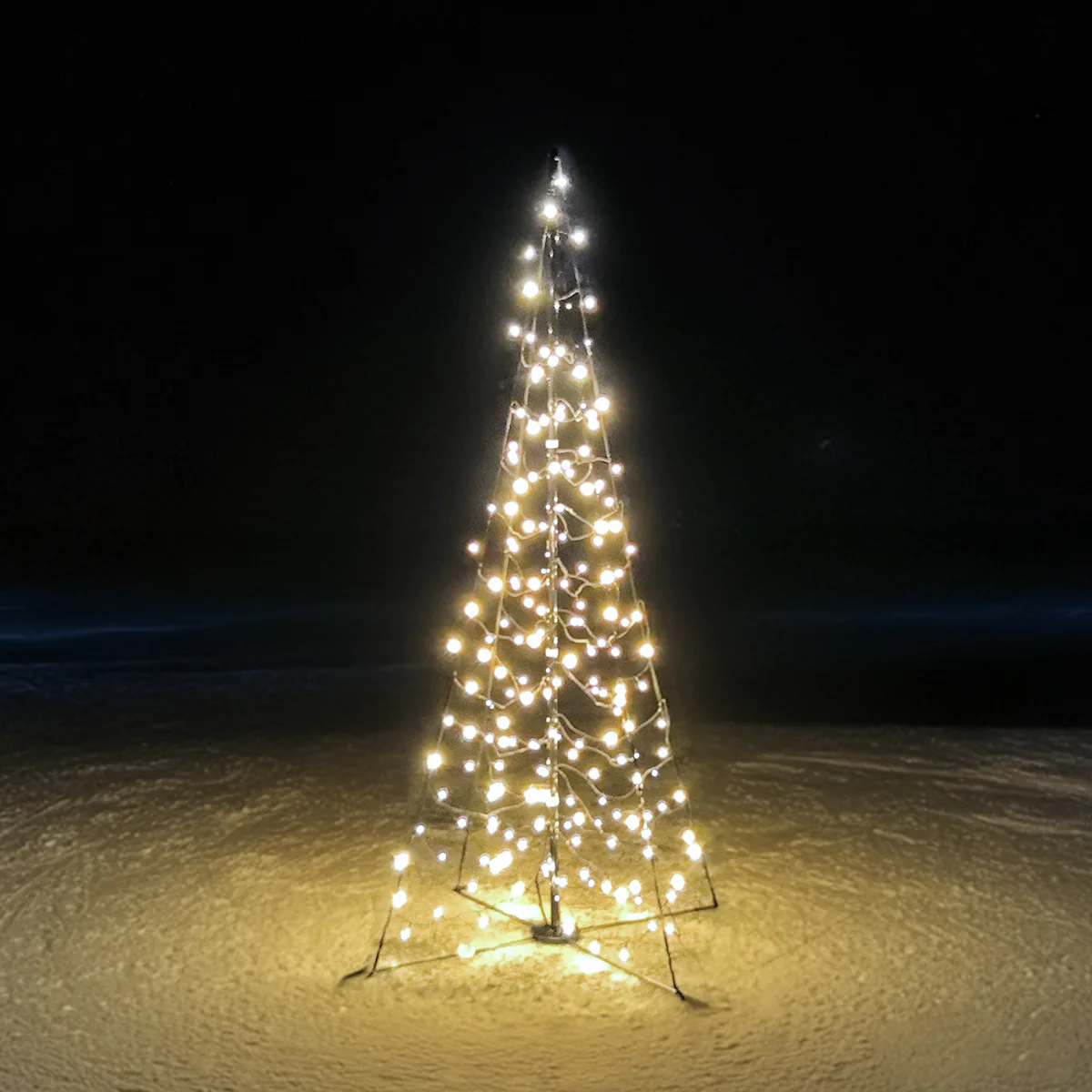 Ljusgran Formenta Glimma Fristående