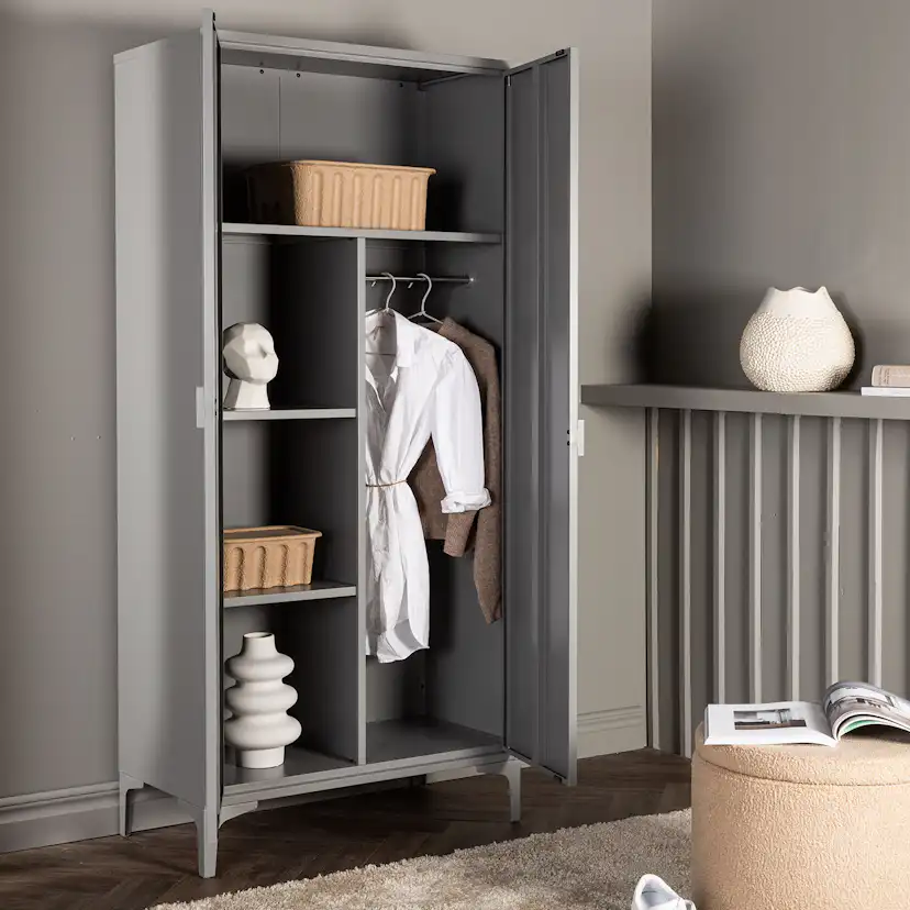 Garderob Venture Home Piring