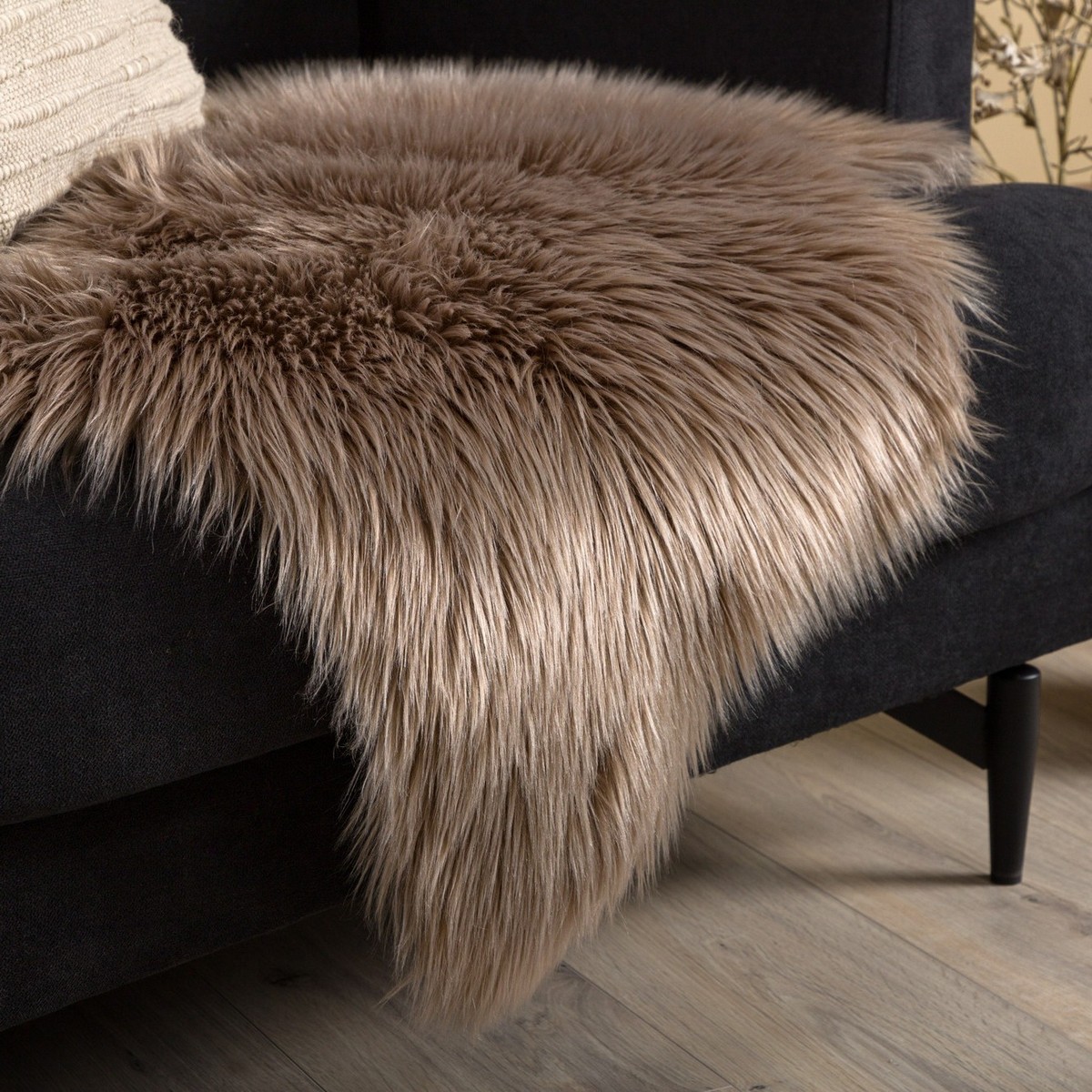 Konstfäll Venture Home Katy