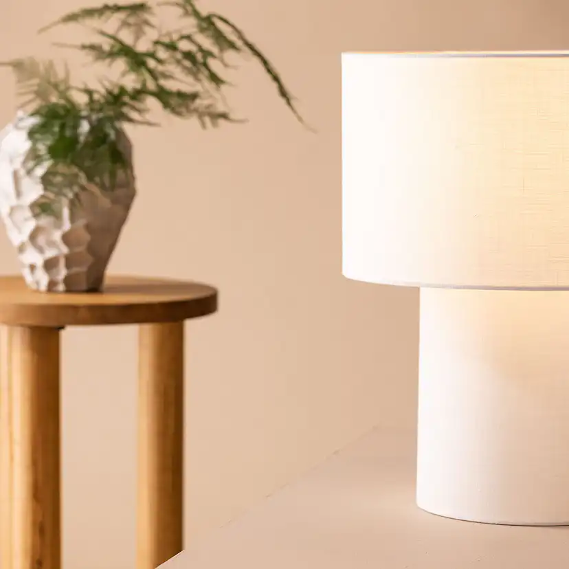 Bordslampa Venture Home Globia