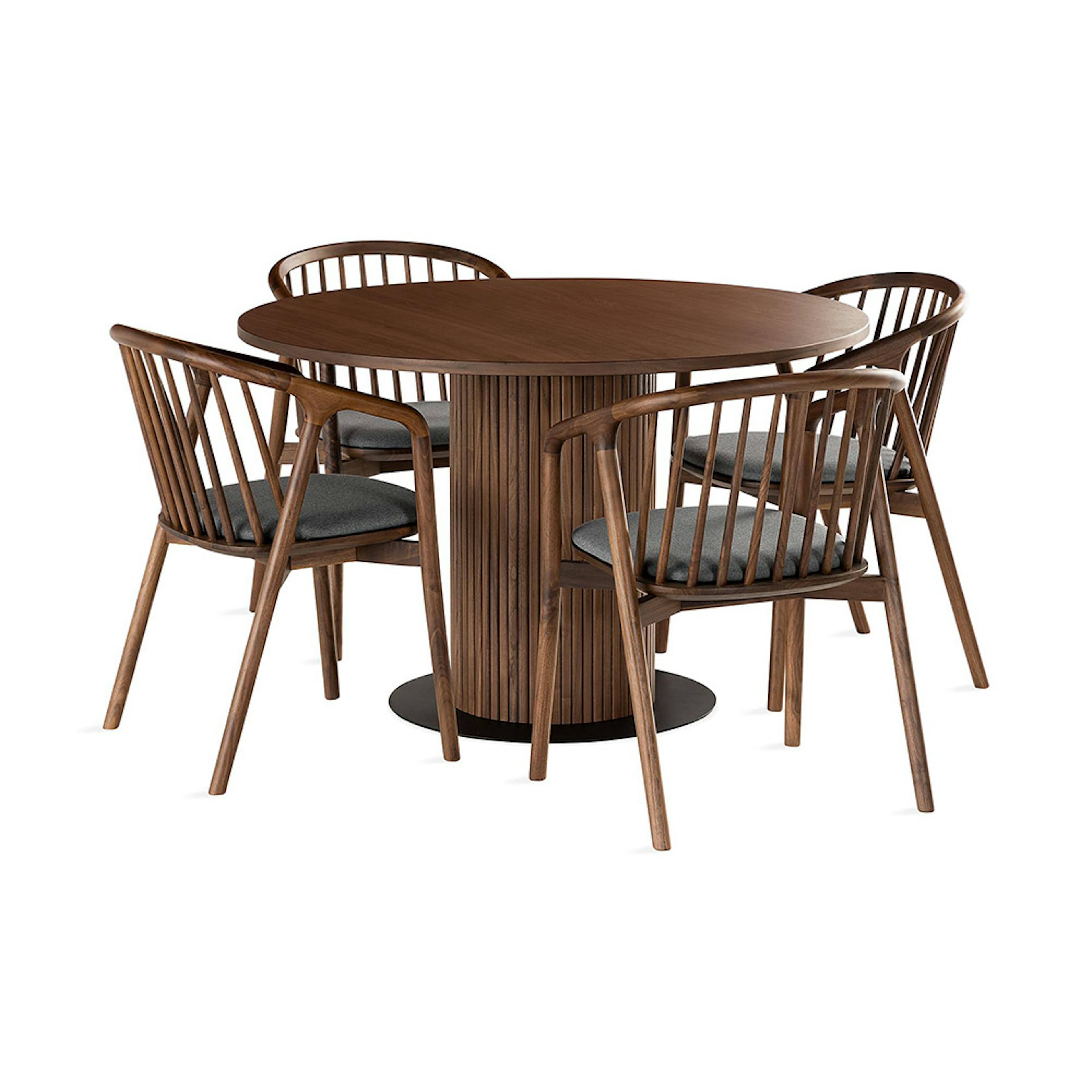 Matgrupp In Living Noira med 4 Ferike Karmstolar