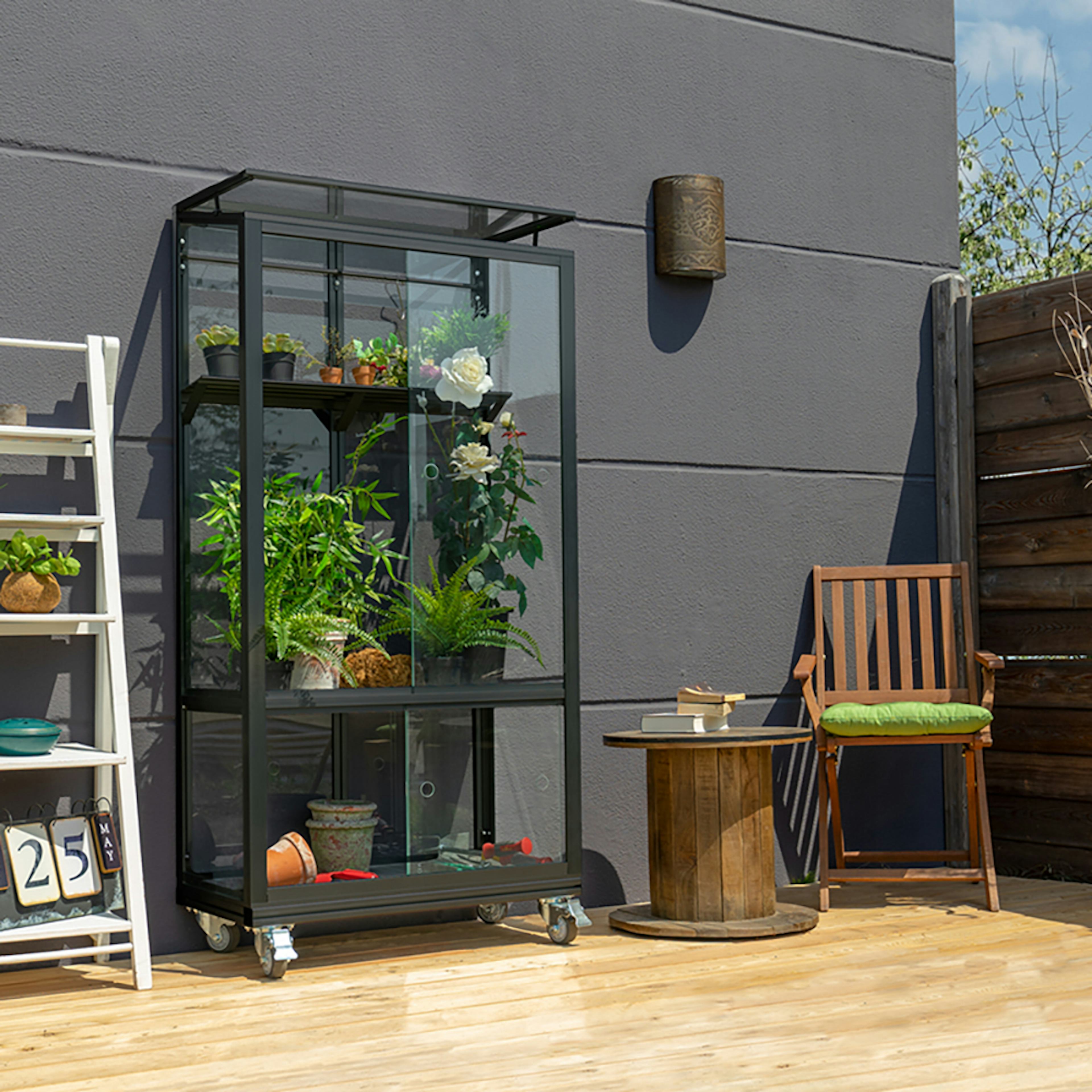 Växthus Vitavia Urban 0,35 m2 med Sockel på hjul