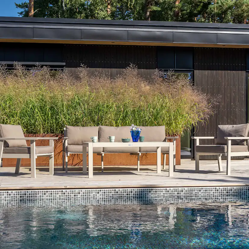 Loungesoffa Utomhus Eden Wood Ransvik 3-sits inkl Dynor Greige Svensk Norrlandsfuru FSC