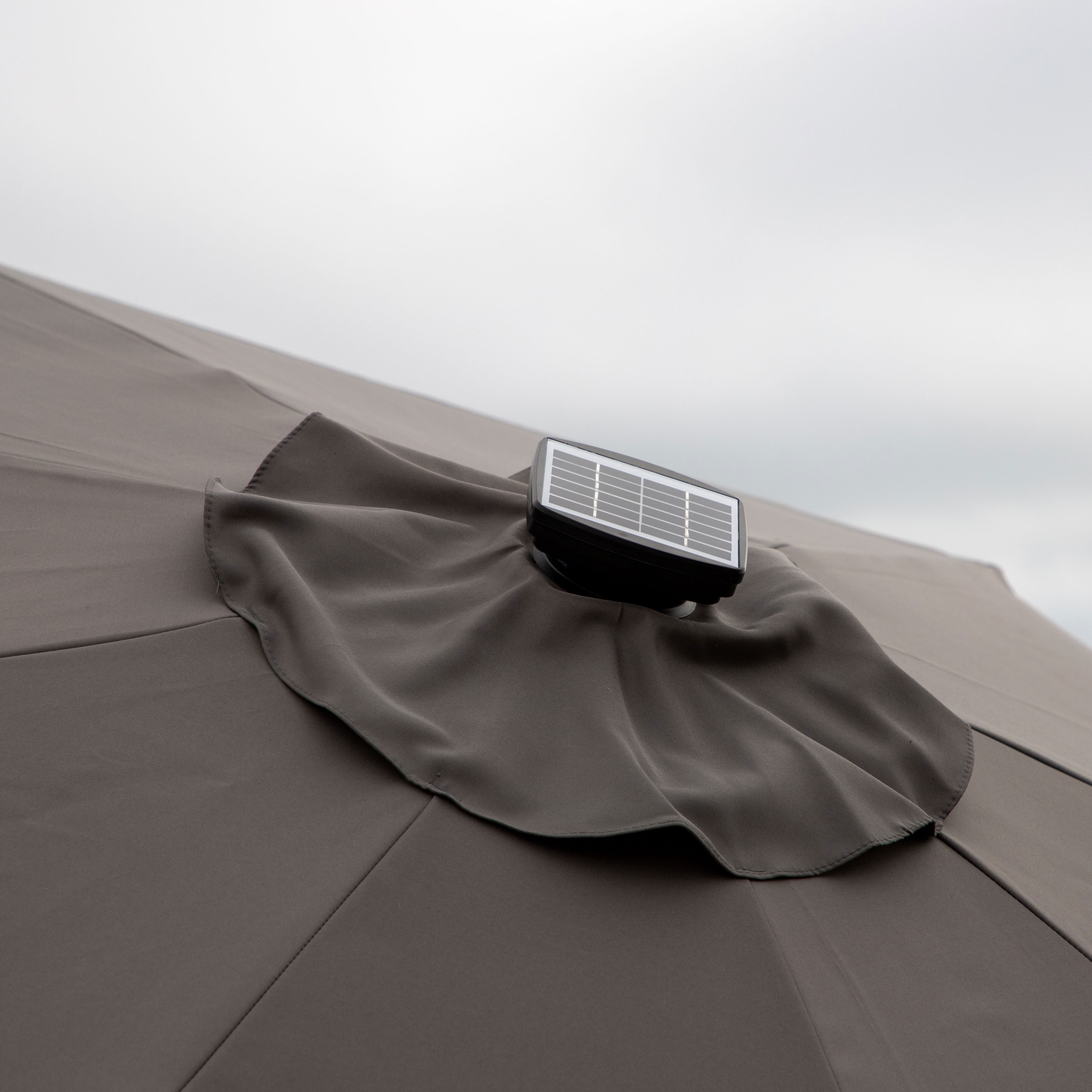 Parasoll Venture Home Sudan med LED-belysning och Tilt