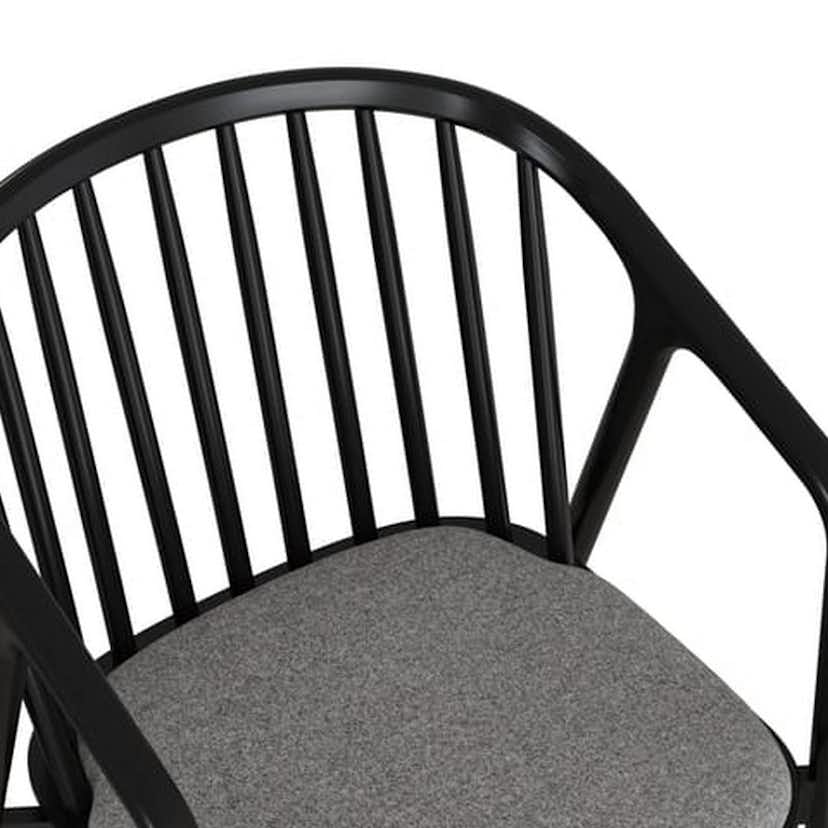 Matstol In Living Noira Massiv Ek Armstöd