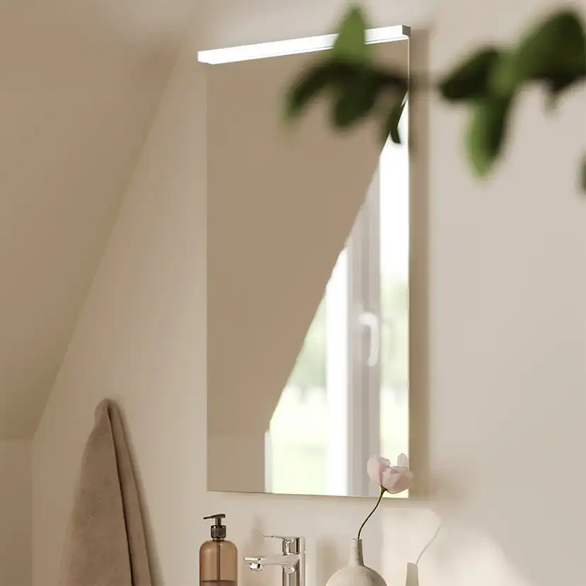 Spegel Svedbergs Tived med LED Belysning