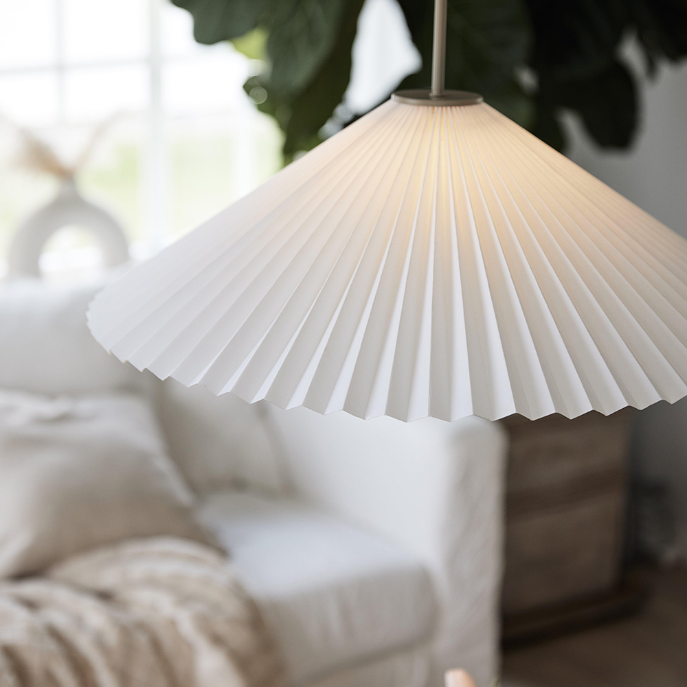 Taklampa PR Home Dora