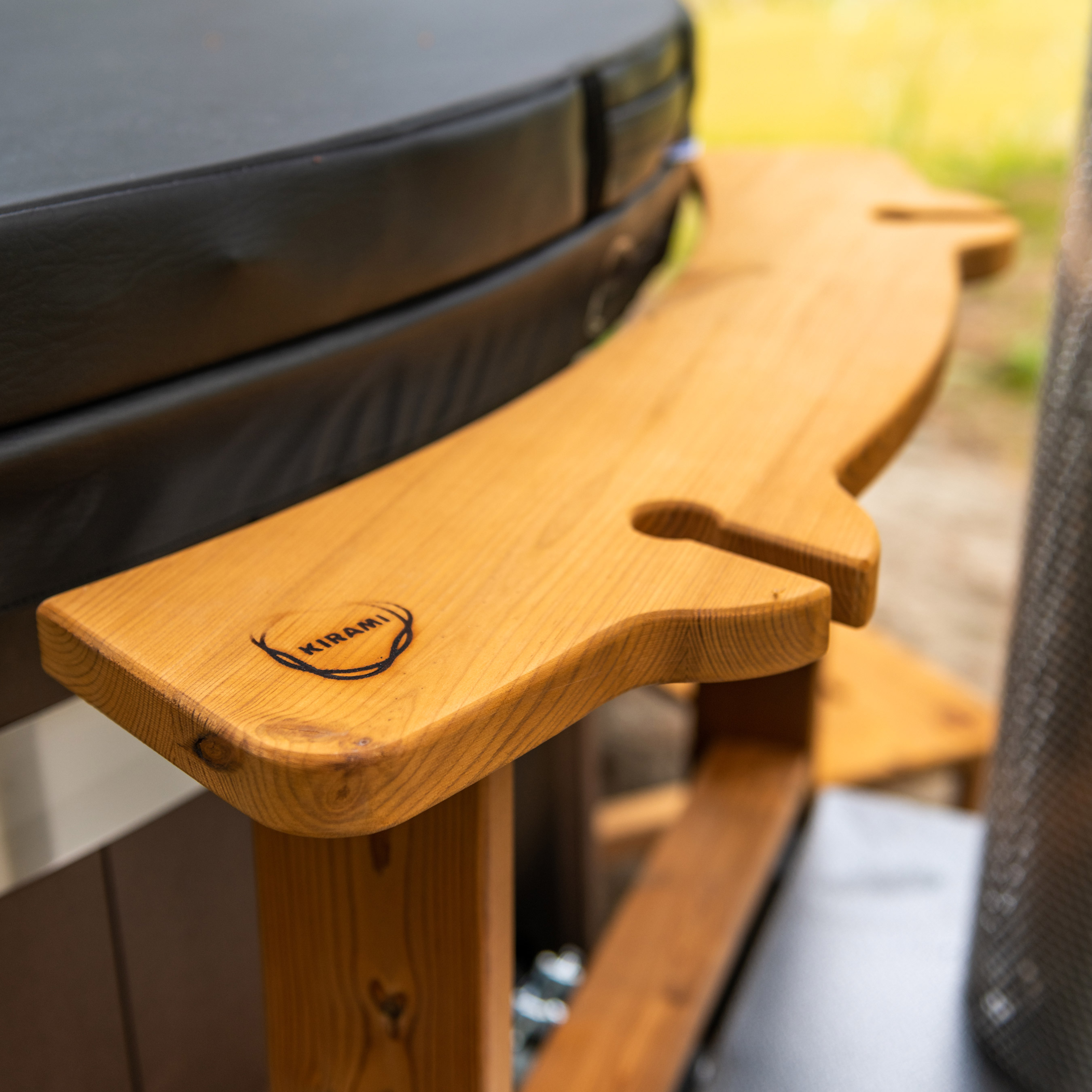 Dryckeshållare Kirami Drink Arc med Ben