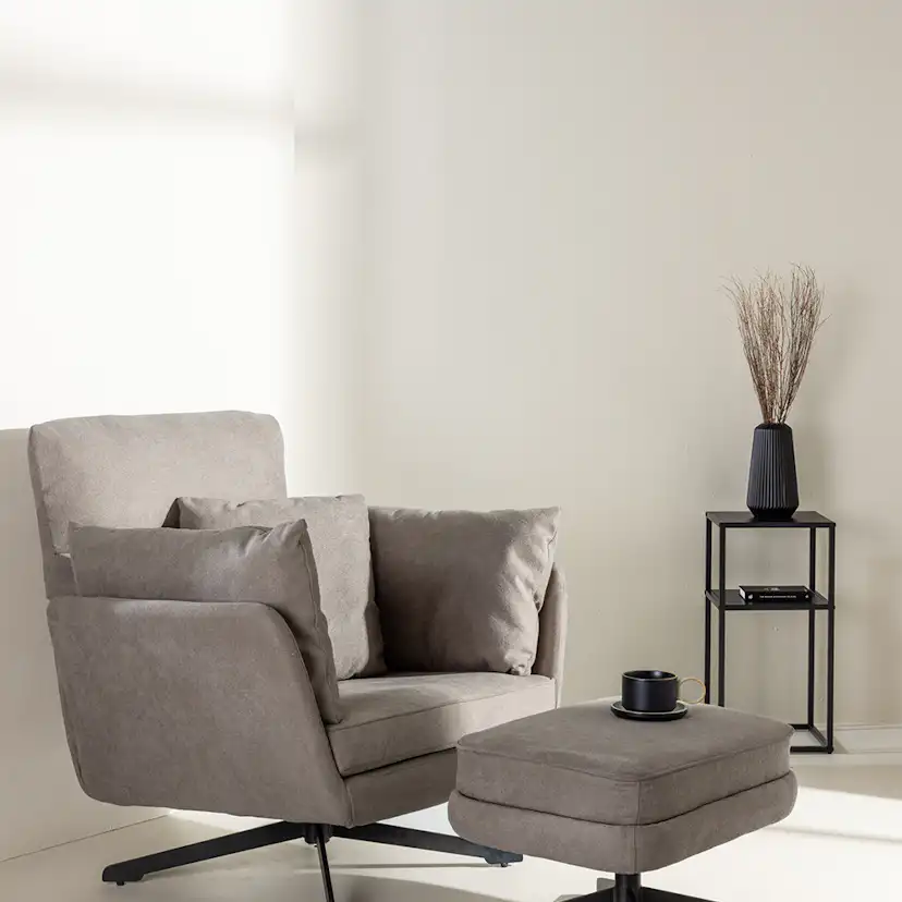 Fåtölj Venture Home Madrid med Fotpall