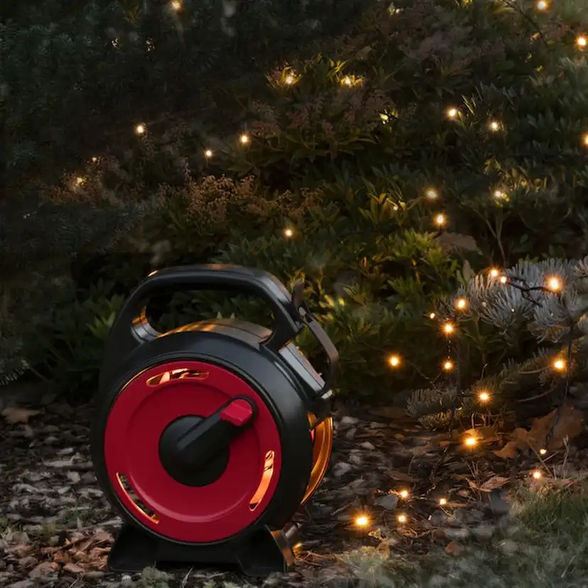 Sladdvinda Gnosjö Konstsmide Ljusslinga Svart/Röd 1000 LED