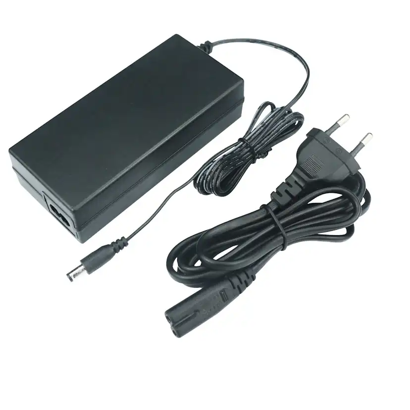 Drivdon Gelia 24V 72W 3A Stickpropp med Kabel 1,5M + 1,5M Fejan