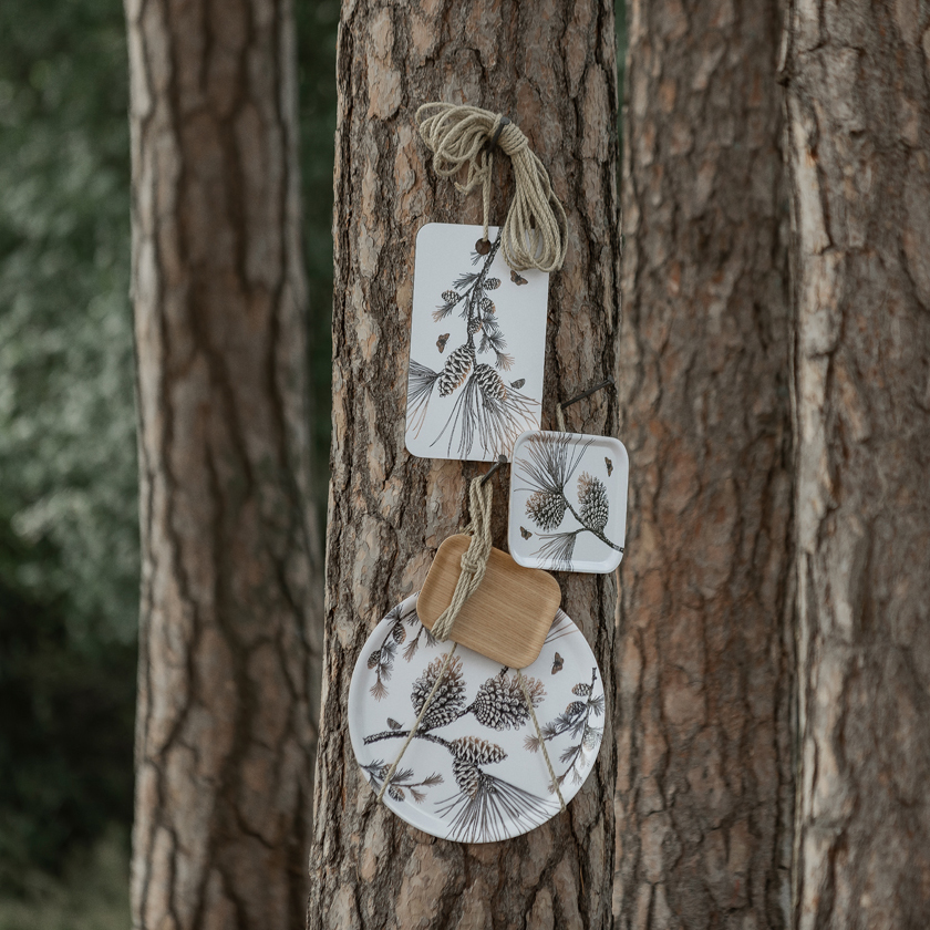 Bricka Åry Trays Pine Cone