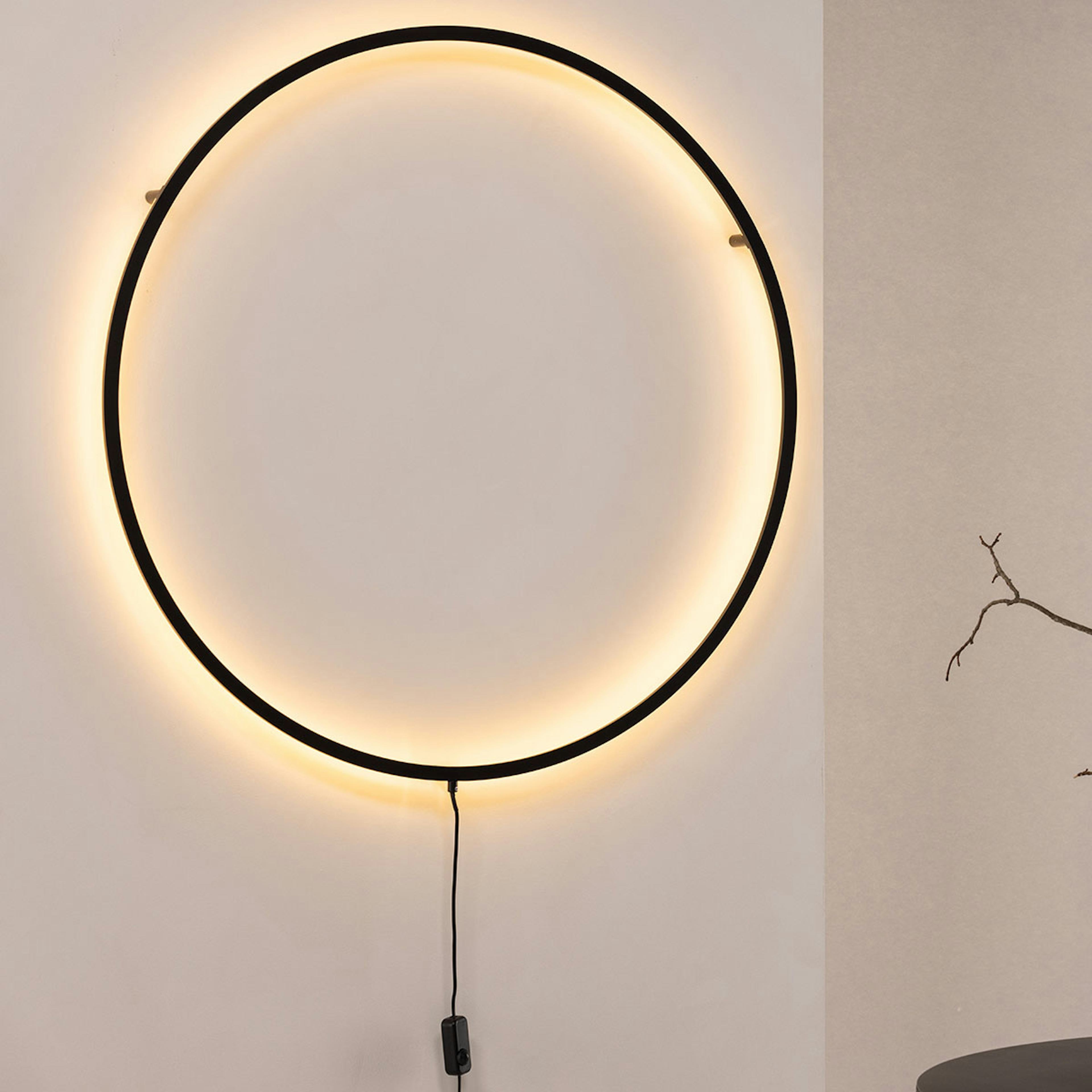 Vägglampa Vind Sörmjöle x Josefin Lustig Svart Aluminium Dimbar