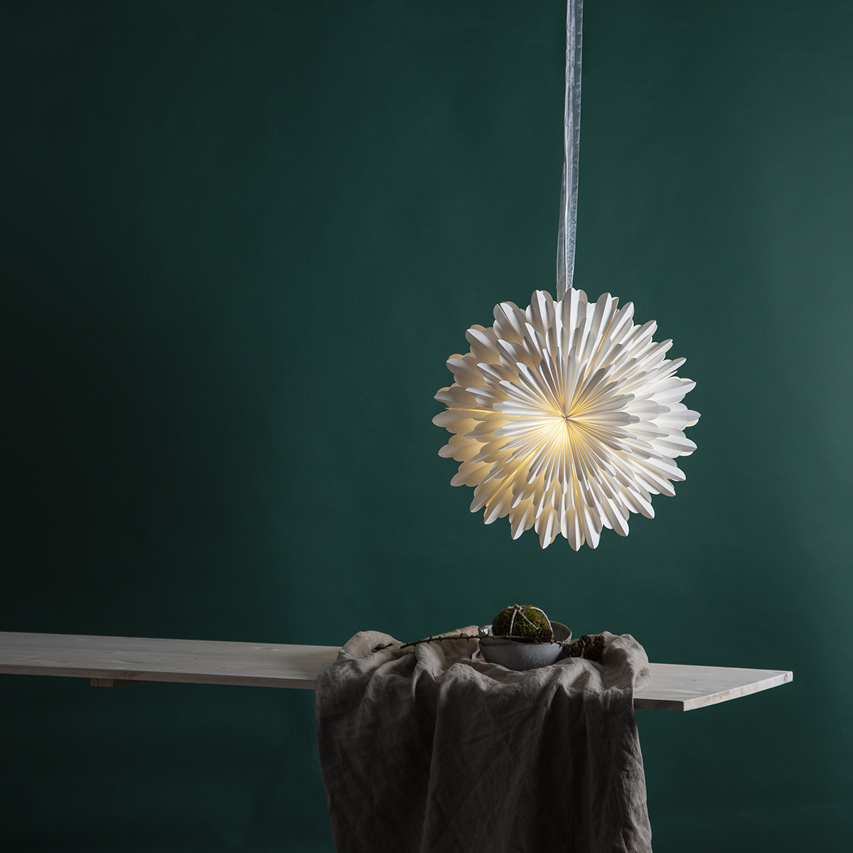 Adventsstjärna Star Trading Snow Papperstjärna