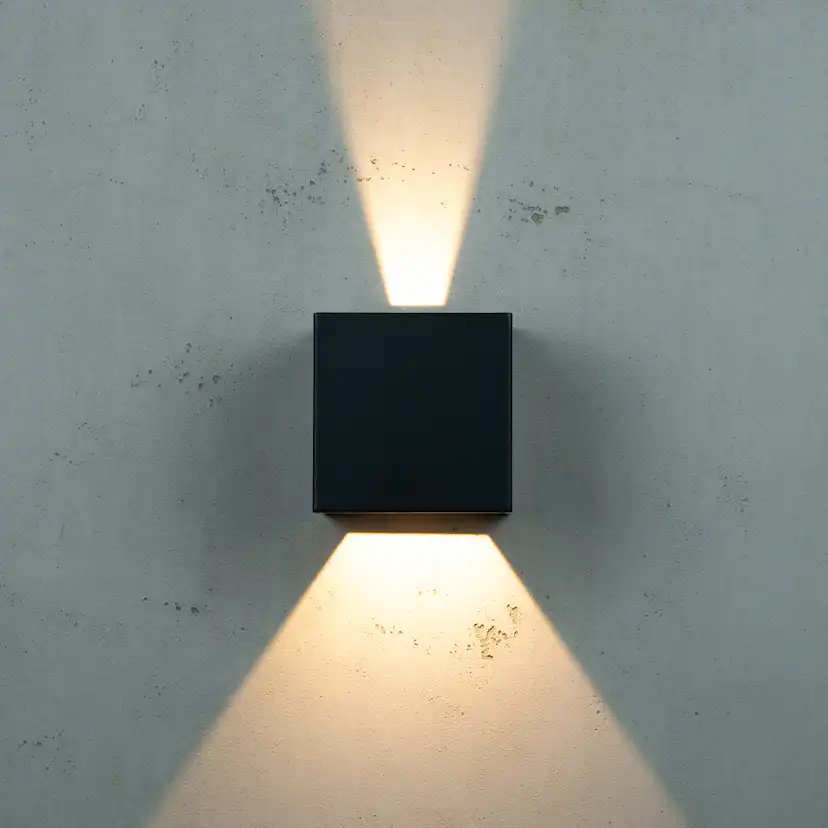 Fasadbelysning Dyberg Larsen Space Venus Upp & Ner