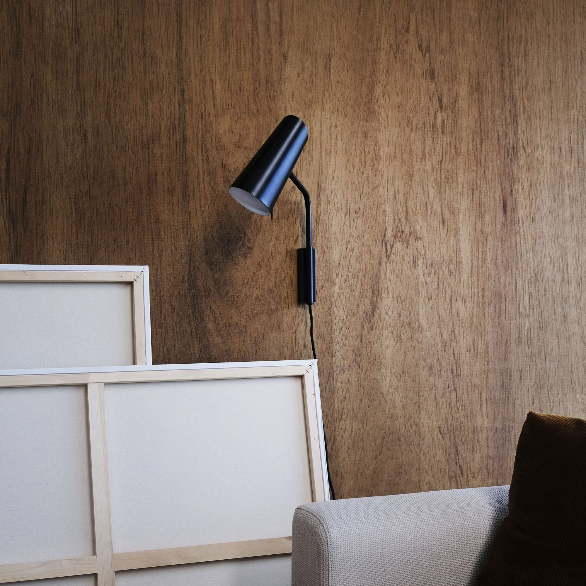 Vägglampa Dyberg Larsen Pallas