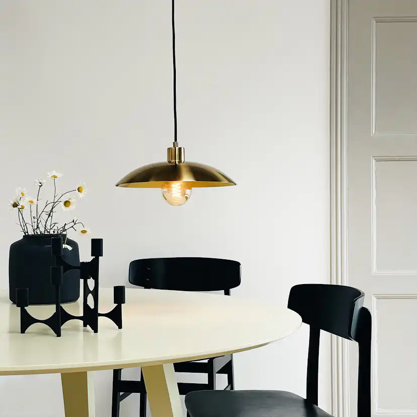 Taklampa Dyberg Larsen French collection Paris Pendel