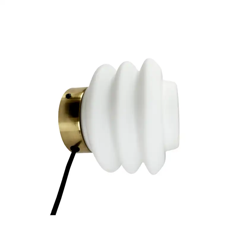 Vägglampa Dyberg Larsen Diva