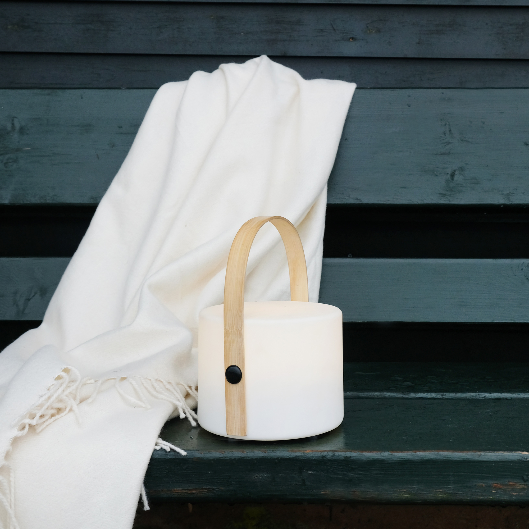 Solcellslampa Dyberg Larsen Carry Uppladdningsbar