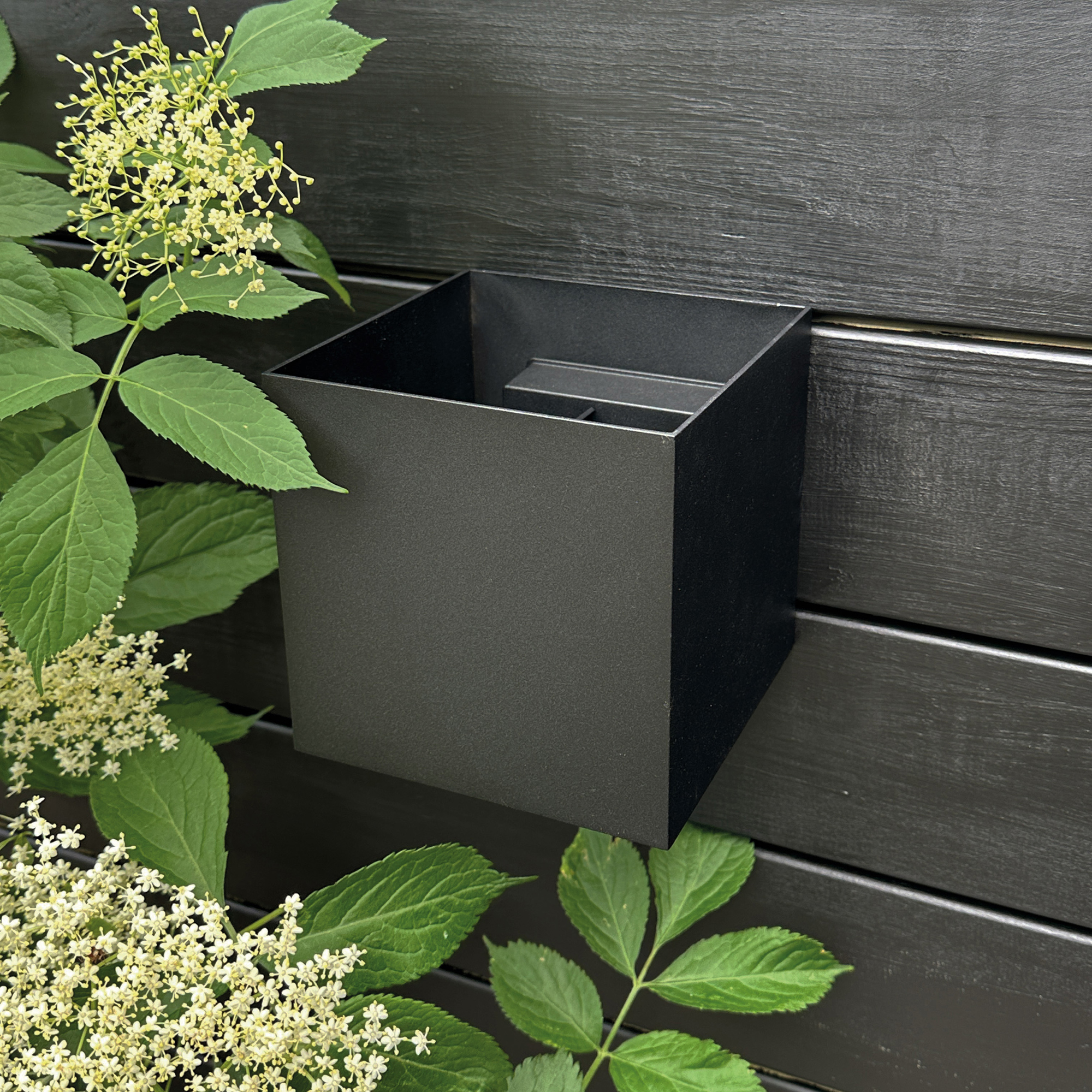 Fasadbelysning Dyberg Larsen Venus Large