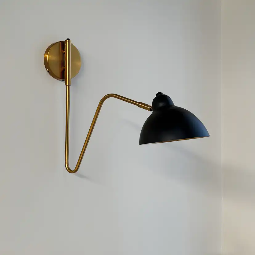 Vägglampa Dyberg Larsen Futura med Böjd Arm