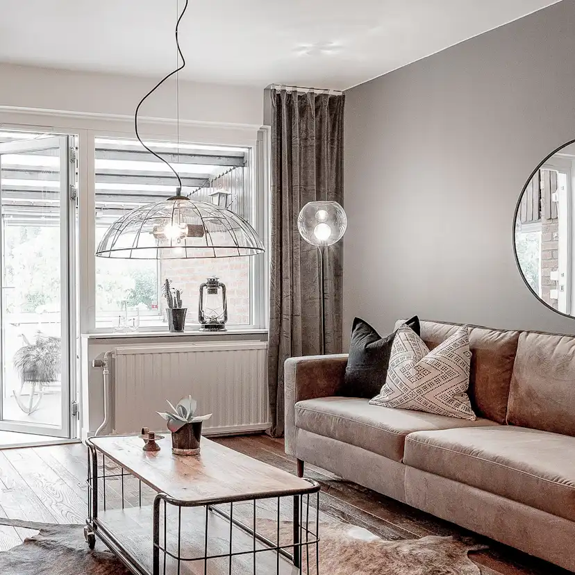 Golvlampa Globen Lighting Bowl