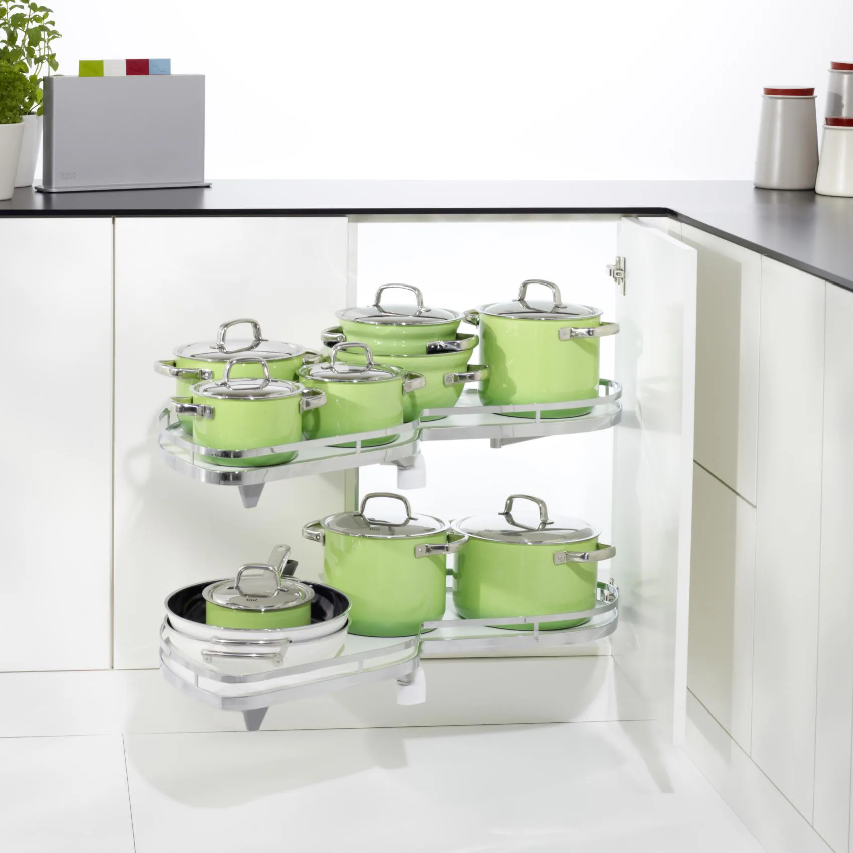 Hörnskåpsutdrag Theofils Kesseböhmer Lemans II Arena Plus Style