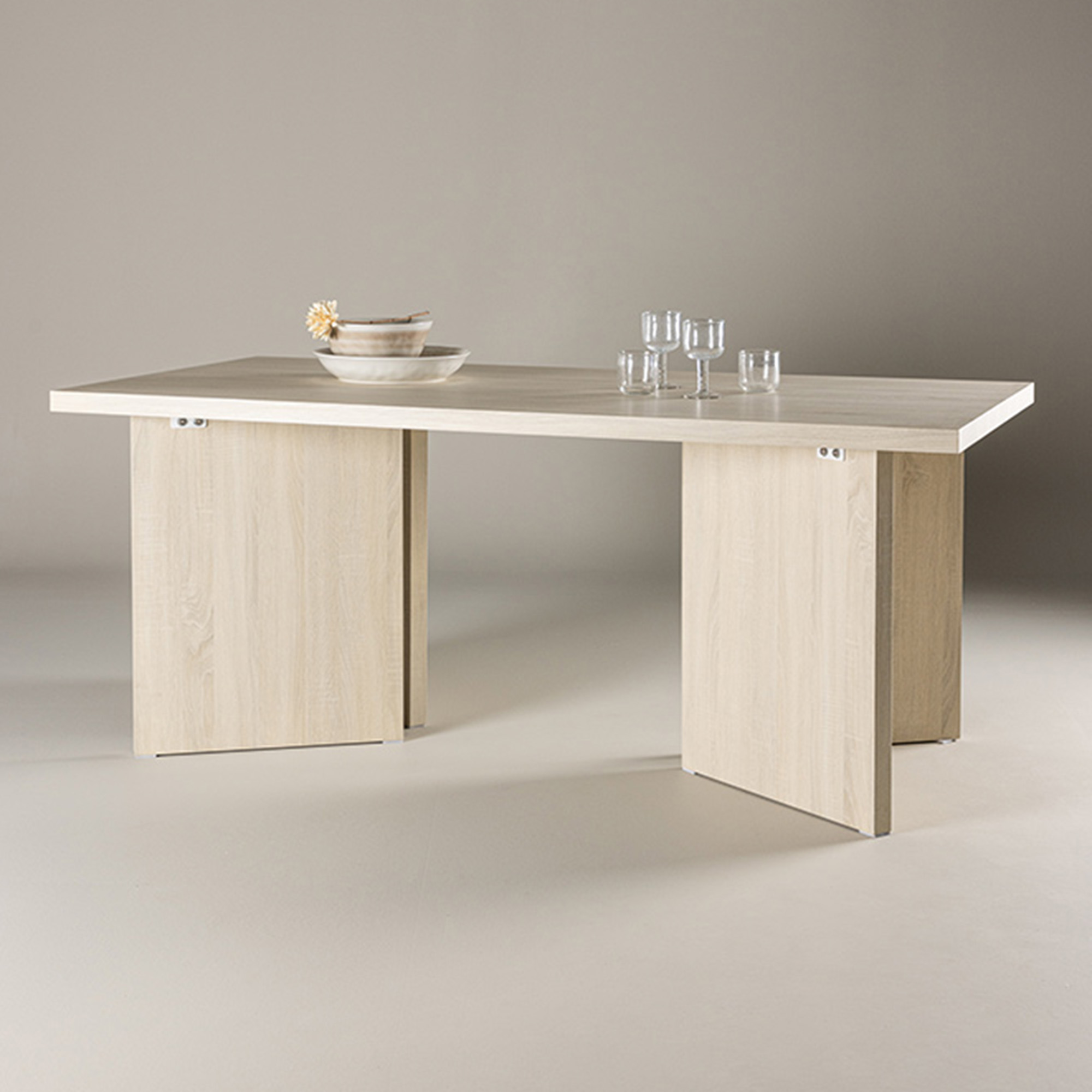 Matbord Vind Bassholmen 180 cm