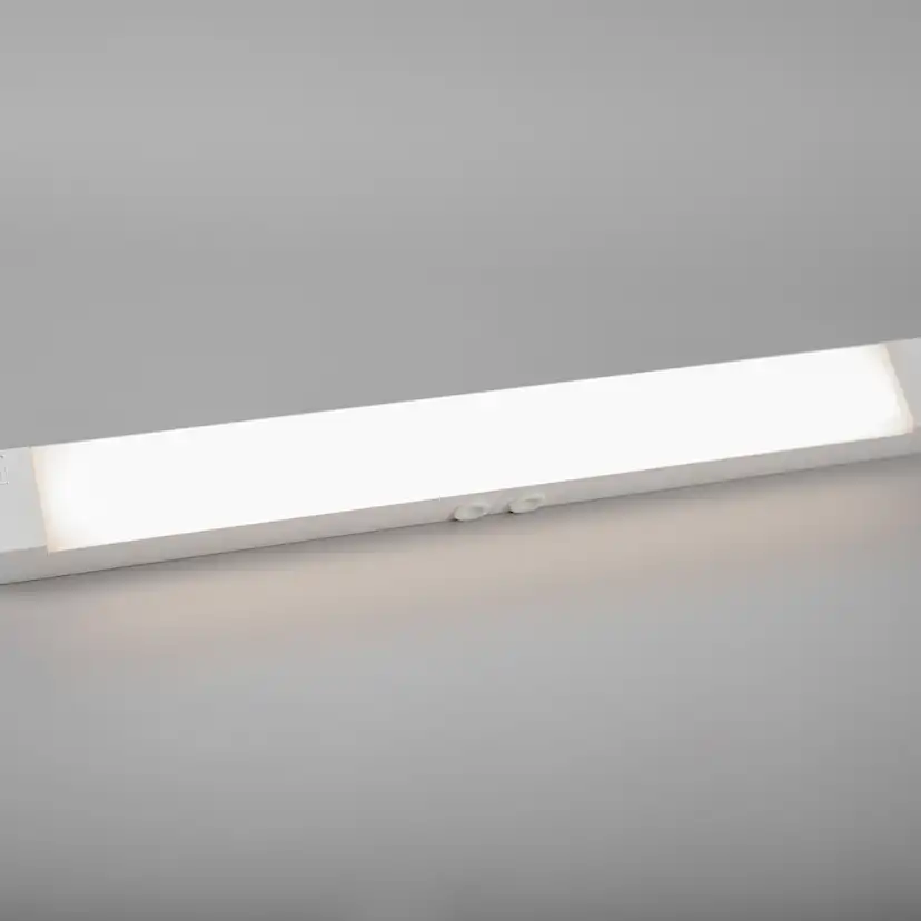 Underskåpsarmatur Hide-A-Lite Arm Kitchen Basic 580 mm