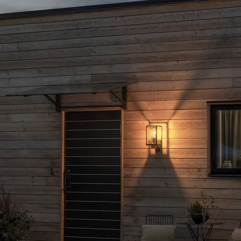 Vägglykta Gnosjö Konstsmide Carpi E27 Svart Upp/Ner