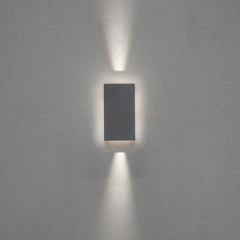 Vägglykta Gnosjö Konstsmide Cremona Upp/Ned/Bak 3X3W High Power LED