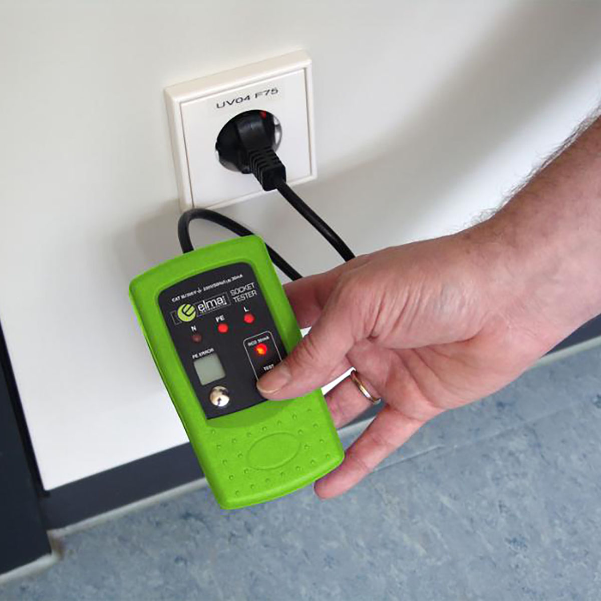 Vägguttagsprovare Elma Instruments 8410 Schuko