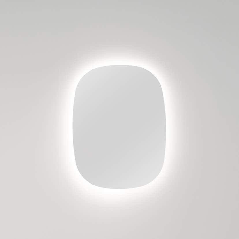 Badrumsspegel Macro Design Vega Oval Ambilight med Bakgrundsbelysning