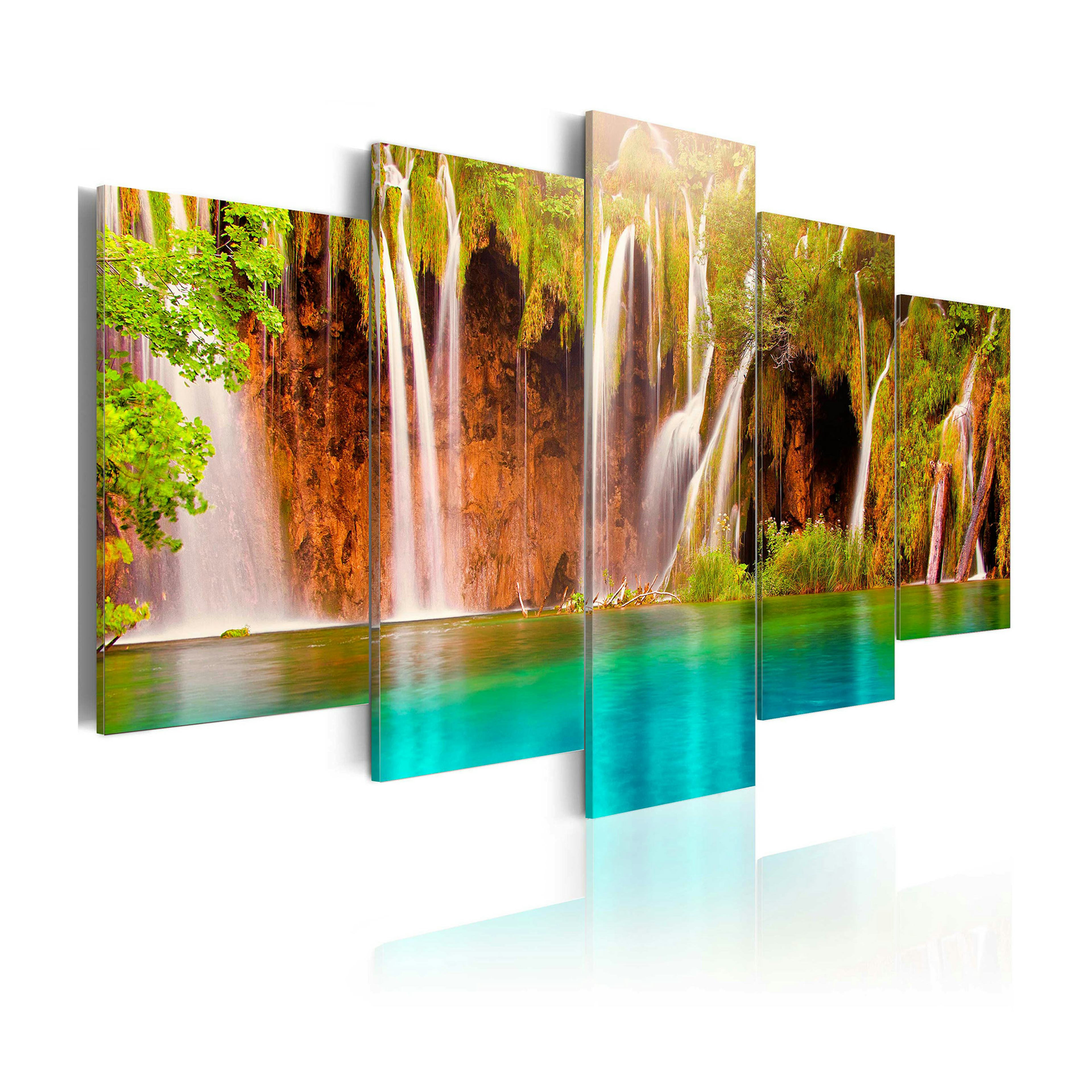 Tavla Arkiio Forest Waterfall