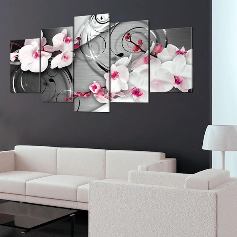 Tavla Arkiio With Raspberry Accent