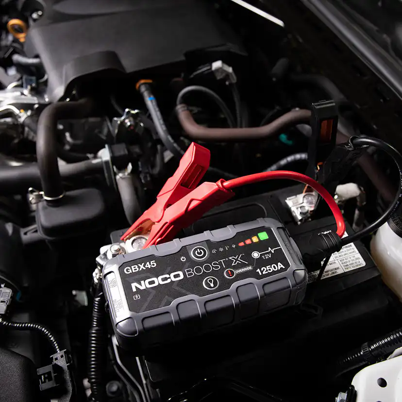 Starthjälp Noco Genius Boozt X GBX45 Till 12V Blybatterier