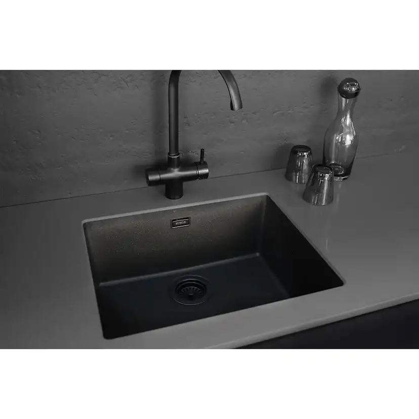 Diskho Stala Essent CEG-E50B Komposit Svart Enkel med Korgventil