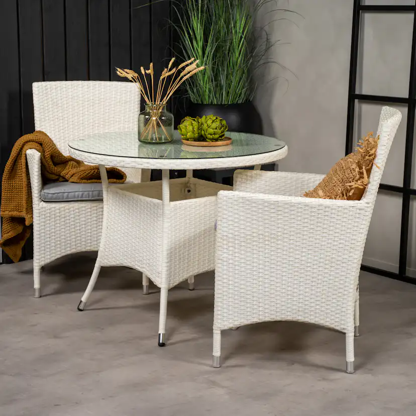 Matgrupp Venture Home Virda Ø 90 med 2 Milwa Stolar