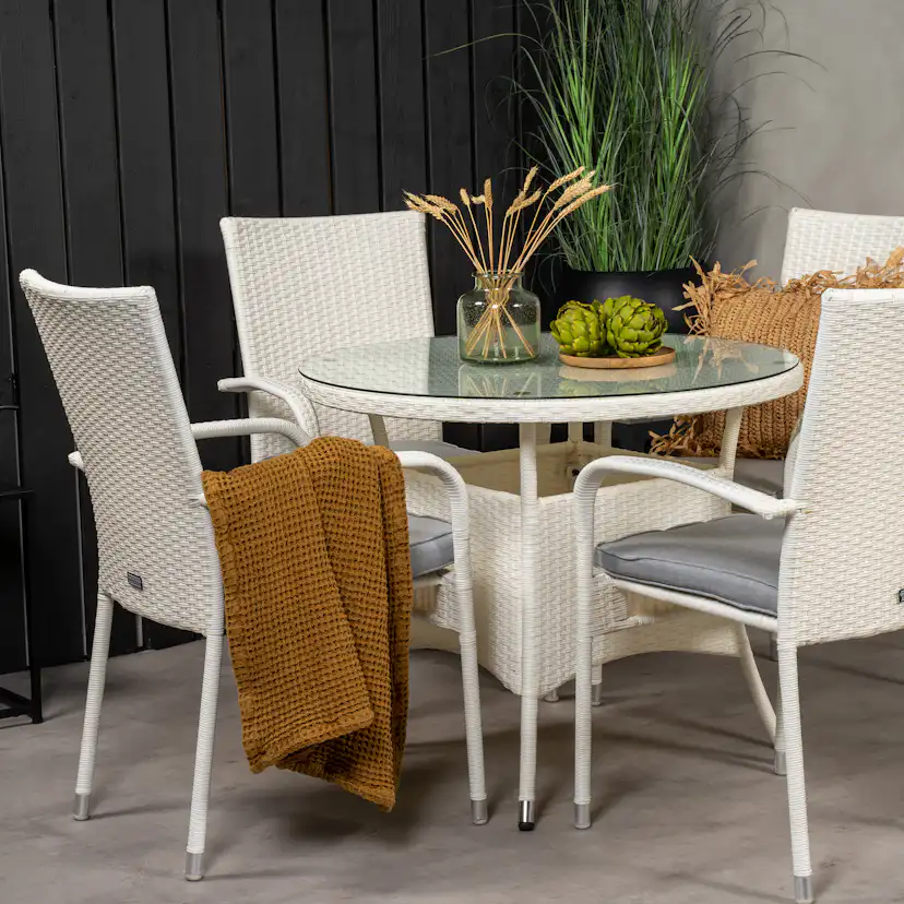 Matgrupp Venture Home Virda Ø 90 med 4 Asta Stolar