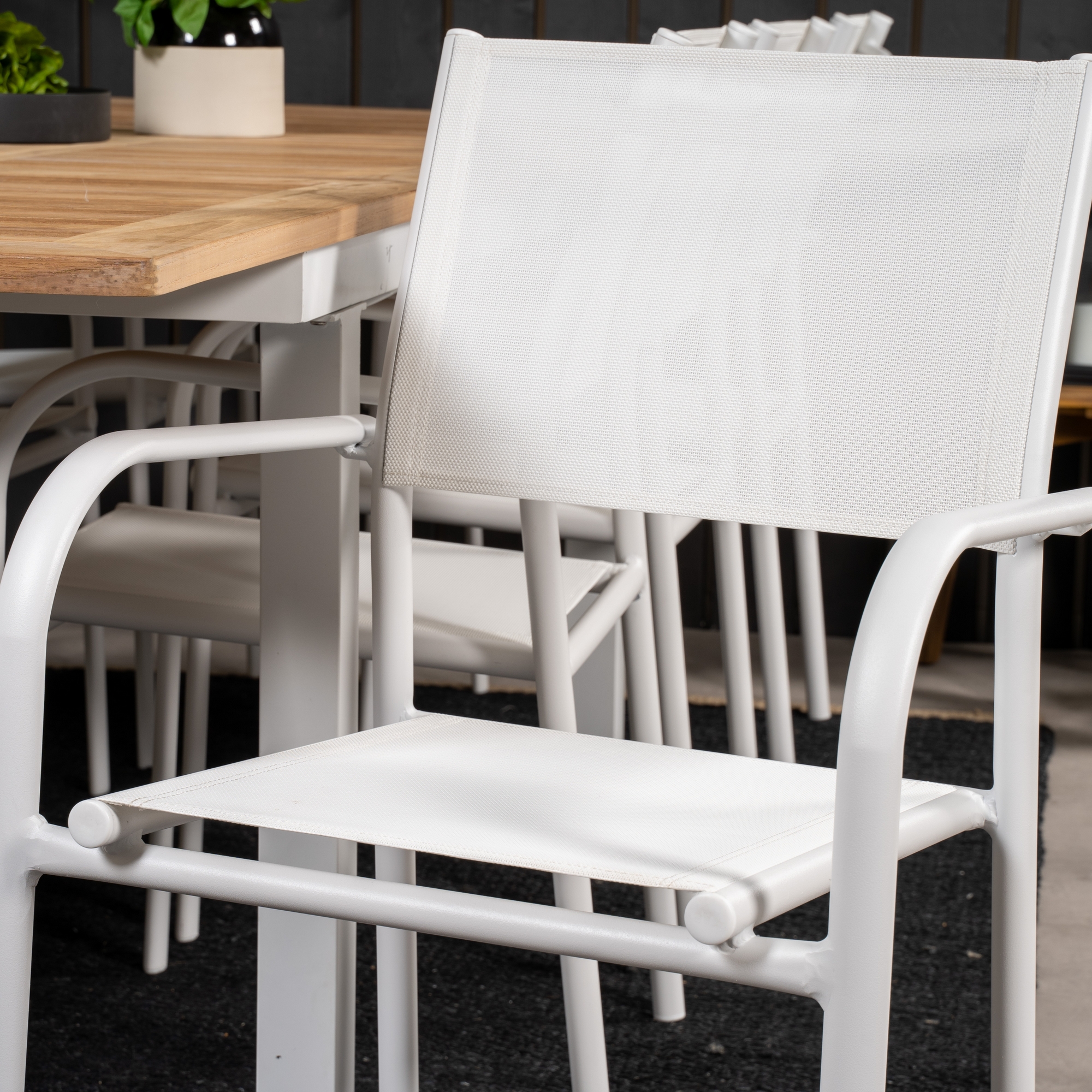 Matgrupp Venture Home Perla 160/240 med 8 Siri Matstolar